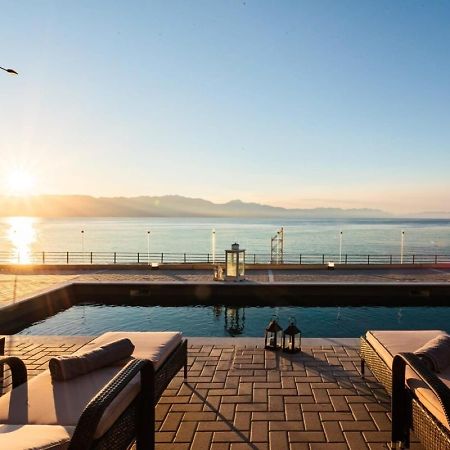 Seaside Summer Bliss - Aurora Luxury Pool Paradise Petalídhion المظهر الخارجي الصورة