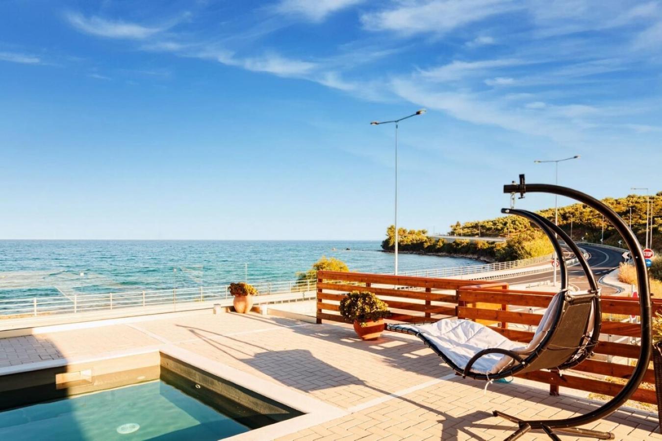 Seaside Summer Bliss - Aurora Luxury Pool Paradise Petalídhion المظهر الخارجي الصورة