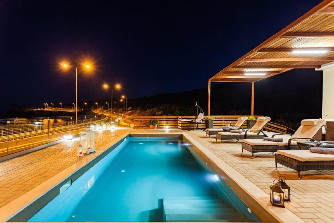 Seaside Summer Bliss - Aurora Luxury Pool Paradise Petalídhion المظهر الخارجي الصورة